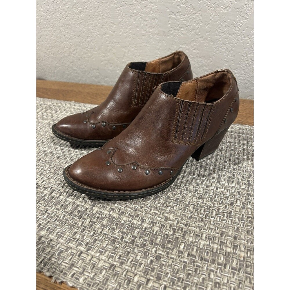Born Ankle Boots Western Cowboy Brown Leather Studded Size 7.5 Womens Country